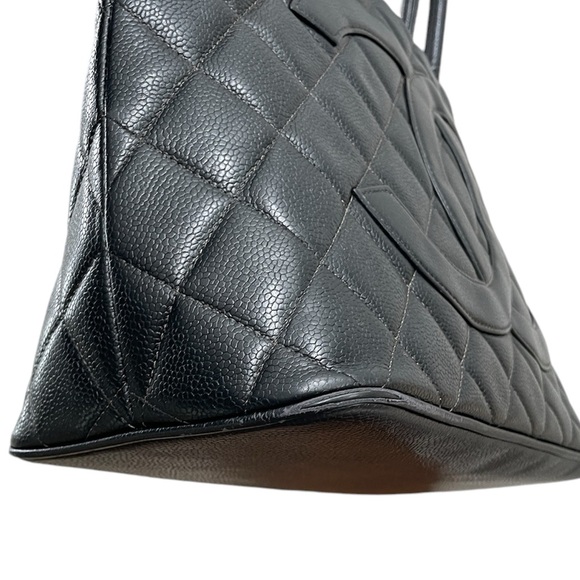 Chanel Medallion Tote - Picture 5 of 17